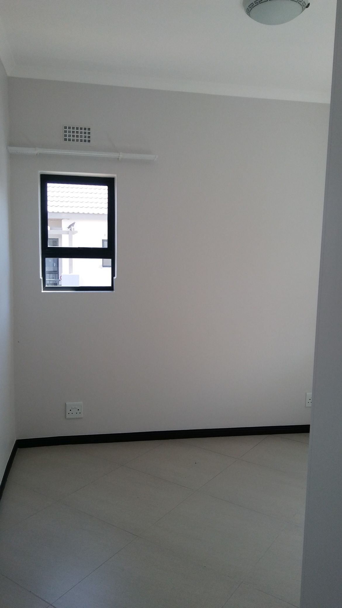 To Let 1 Bedroom Property for Rent in Buh Rein Estate Western Cape